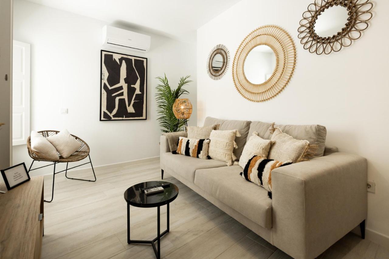 Apartamento Mucha Vida Little Apartments Cadiz Exterior photo