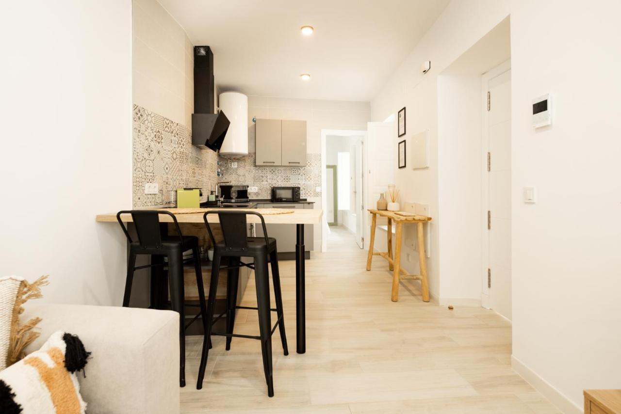 Apartamento Mucha Vida Little Apartments Cadiz Exterior photo